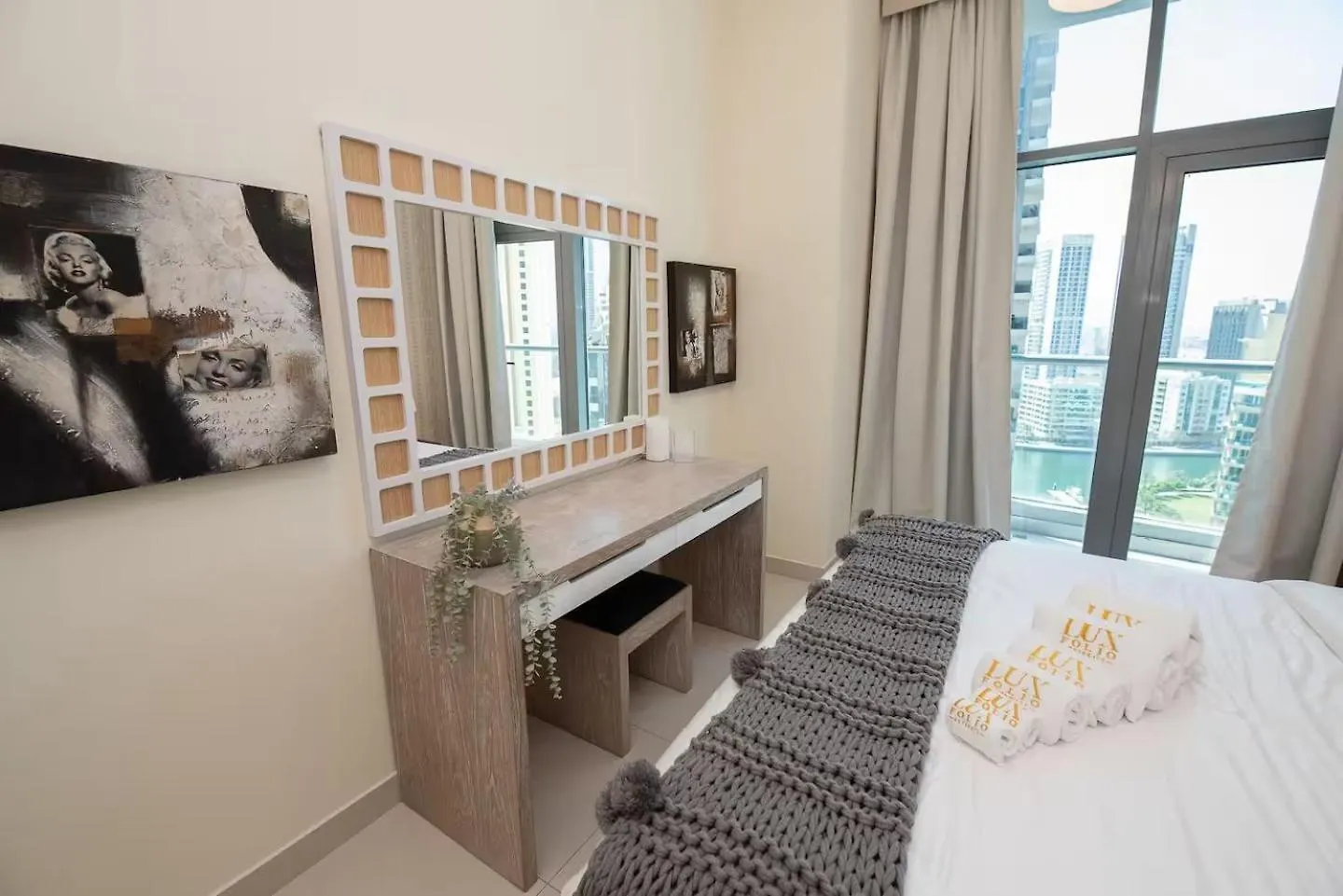 Spacious 3-Bedroom With Stunning Views In Dubai Marina 0*,  United Arab Emirates